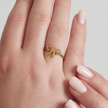 Belle Ribbon Ring - Focal Finesse